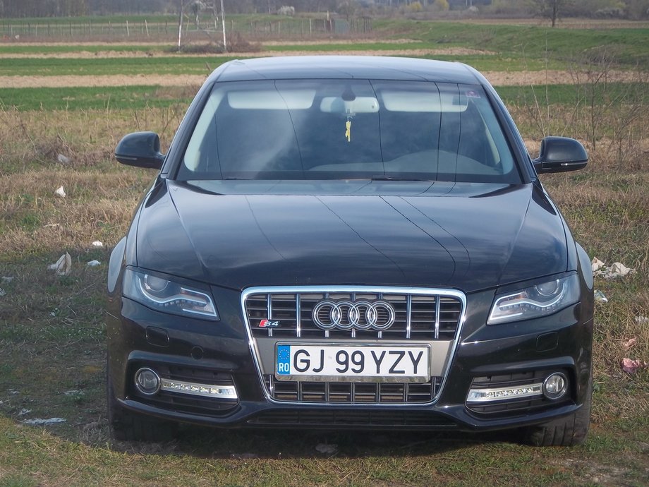 Audi A4 20TDIB8