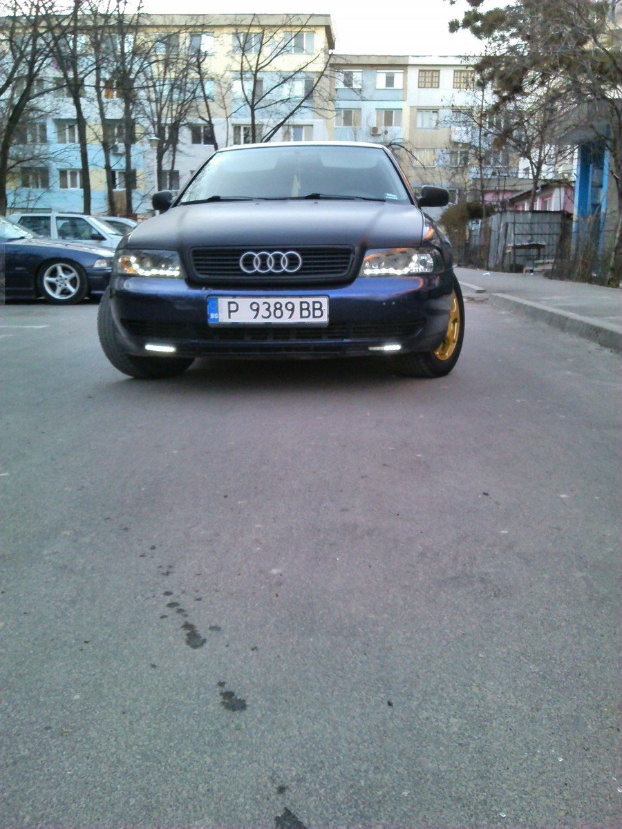 Audi A4 Audi a4 b5  1800