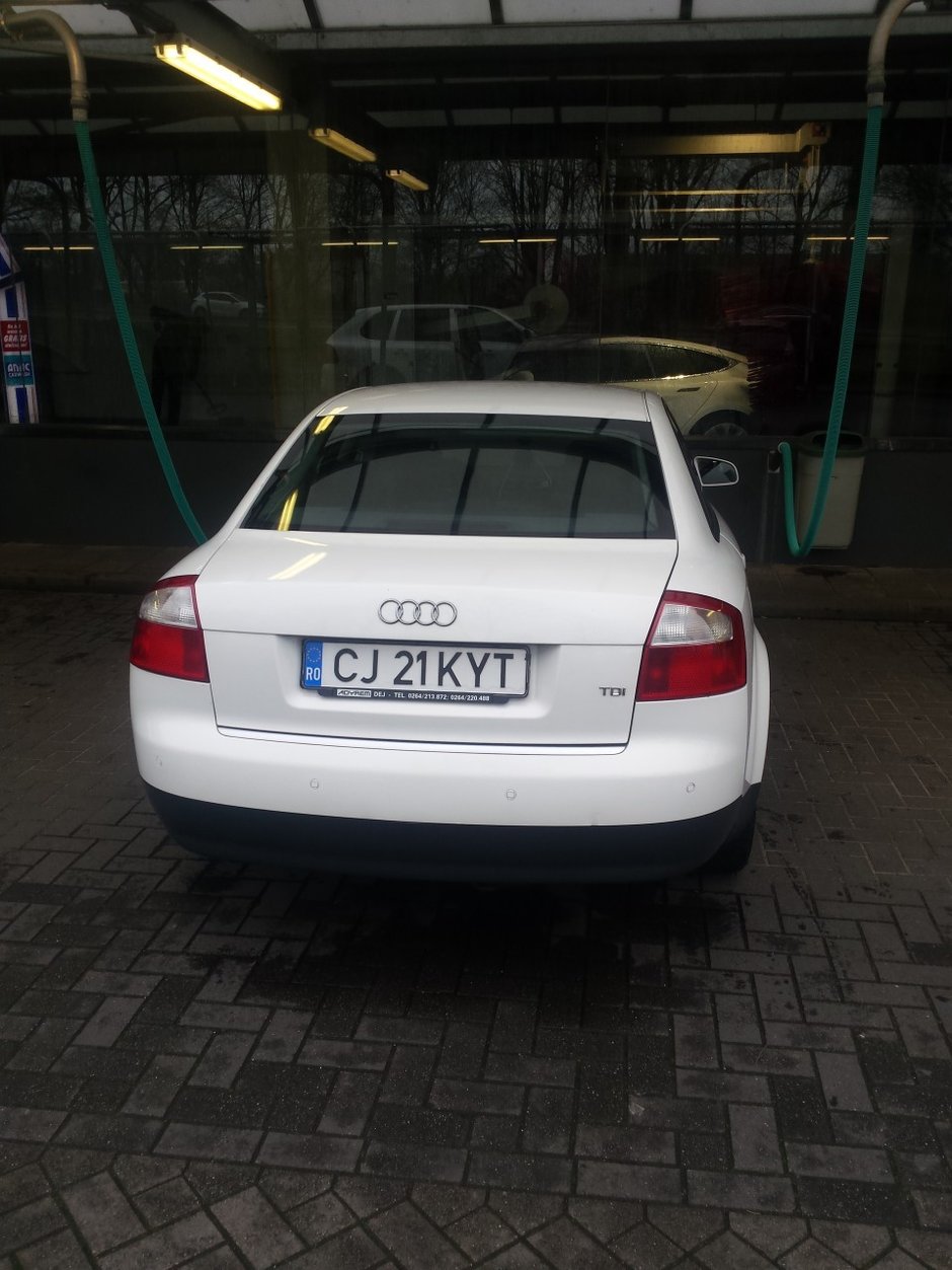 Audi A4 cu 502.000 km