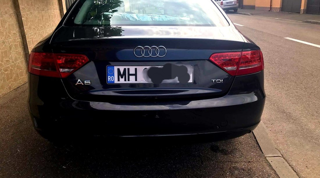 Audi A5 2,0tdi 2011