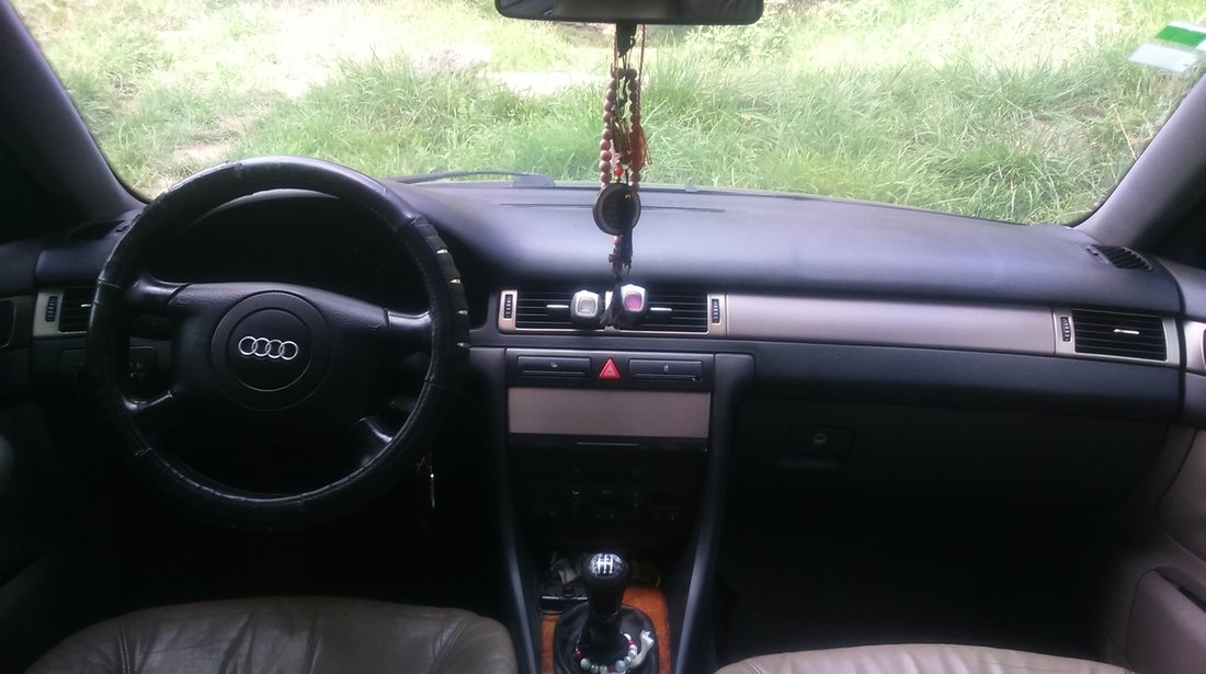 Audi A6 1.8 1997