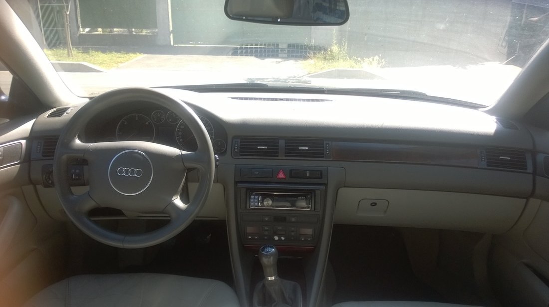 Audi A6 1896 2001