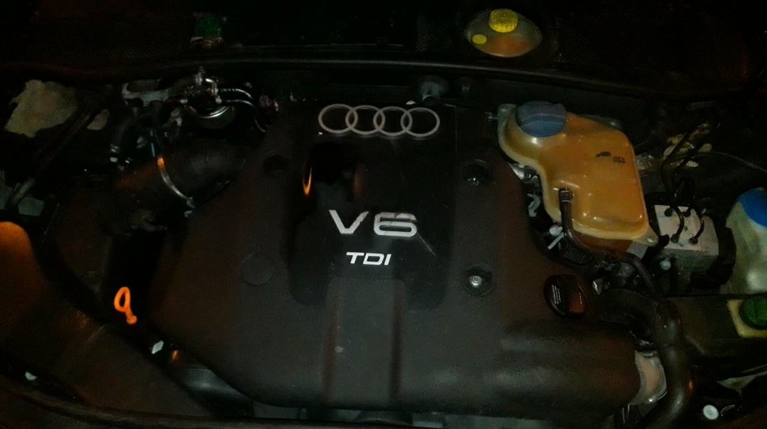 Audi A6 Avant C5, motor 2,5 TDI cod AKN, cutie tiptronic 5 trepte cod ETZ, an 2000, culoare negru