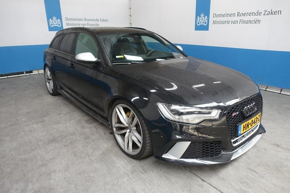 Audi A6 transformat in RS6