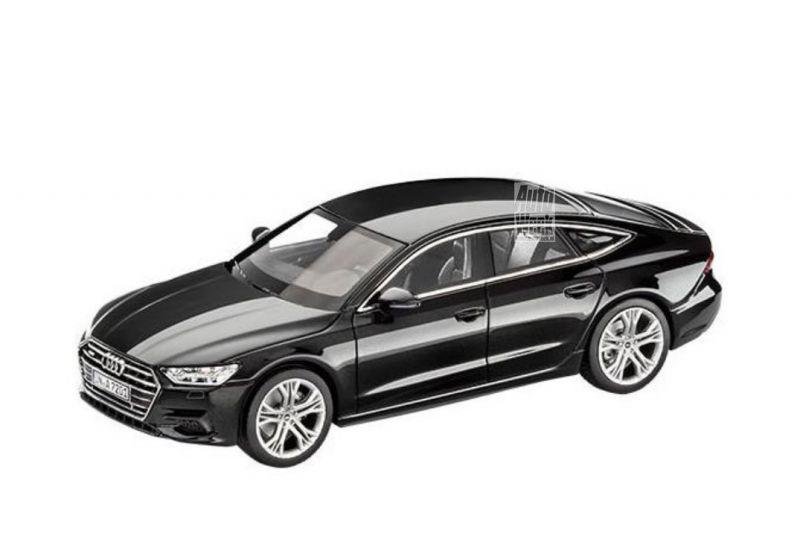 Audi A7- model la scara
