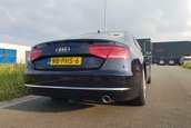 Audi A8 cu 855.315 kilometri la bord