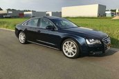 Audi A8 cu 855.315 kilometri la bord