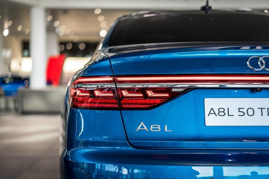 Audi A8 in Ara Blue Metallic