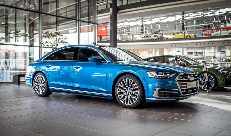 Audi A8 in Ara Blue Metallic