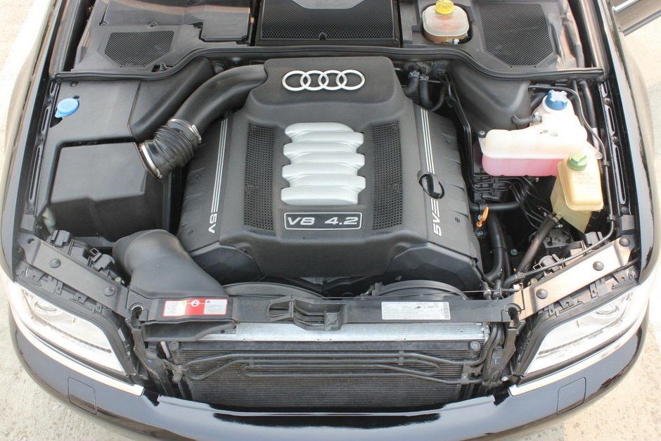 Audi A8 L din 2002