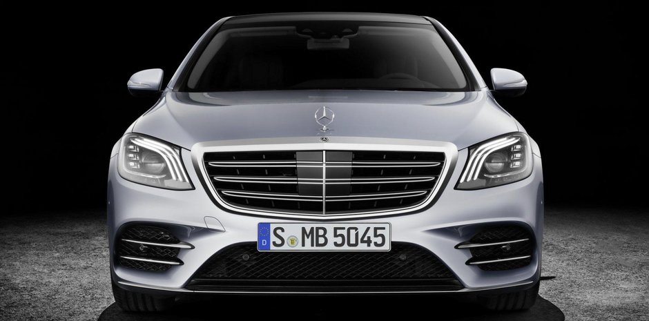 Audi A8 versus BMW Seria 7 versus Mercedes S-Class: Comparativ vizual