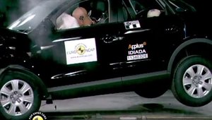 Audi Q3 - Crash Test by EuroNCAP