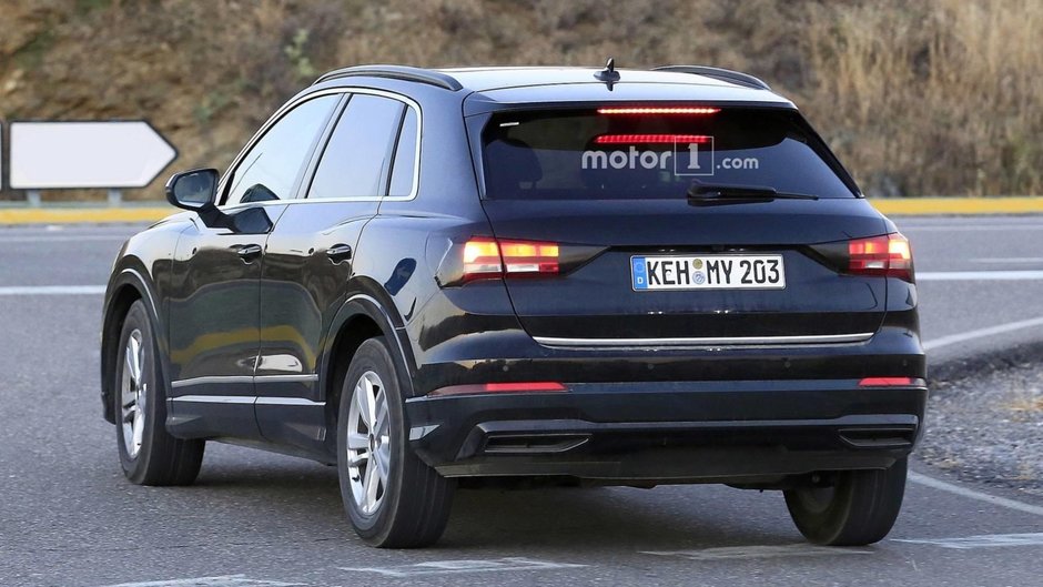 Audi Q3 necamuflat