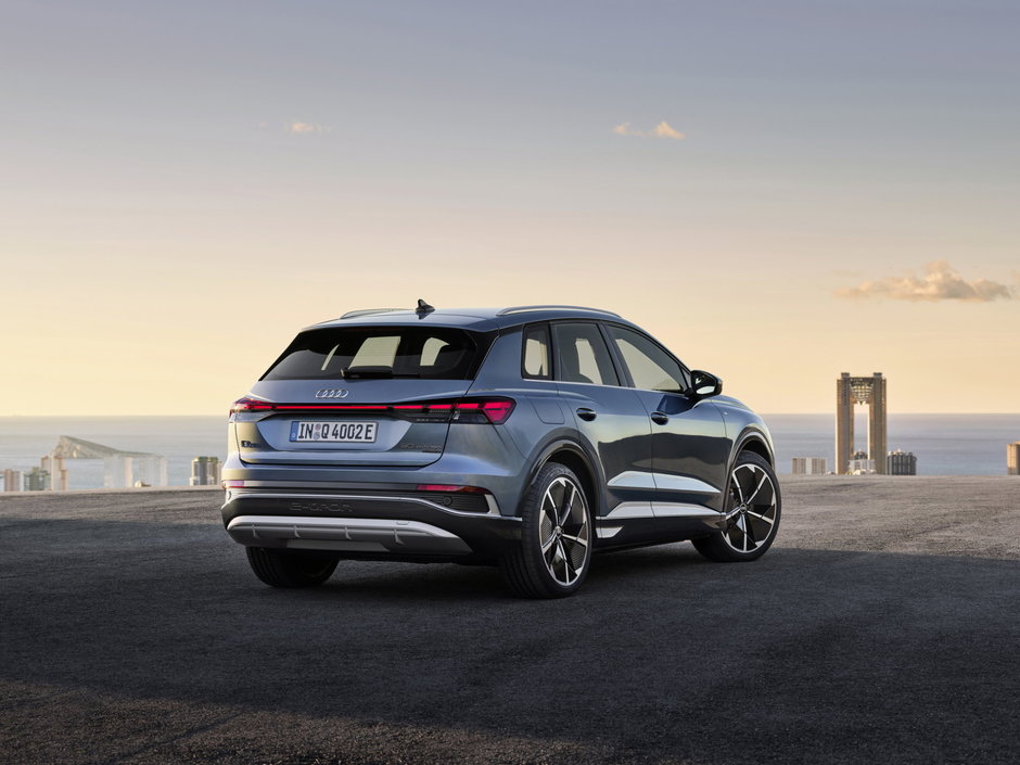 Audi Q4 E-tron si Q4 E-tron Sportback