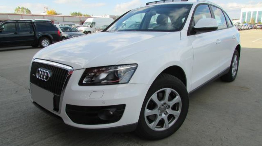 Audi Q5 2.0 TDI quattro 170 CP s-tronic 7+1 2012