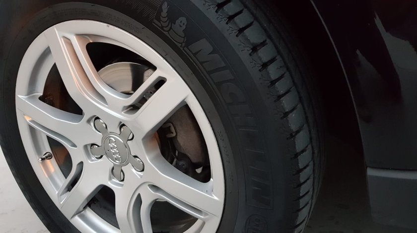 Audi Q5 2000 diesel 2009