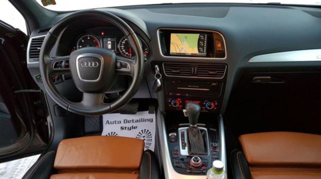 Audi Q5 Quttro echipare S Line Full Edition 2011