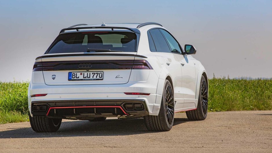 Audi Q8 CLR 8S