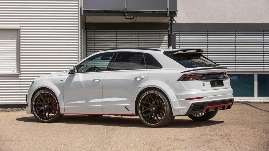 Audi Q8 CLR 8S