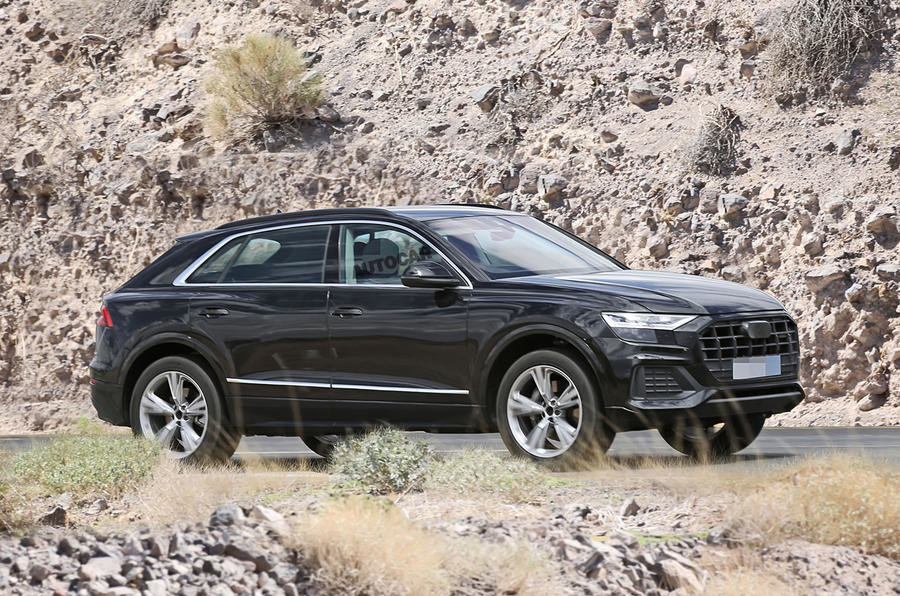 Audi Q8 complet necamuflat