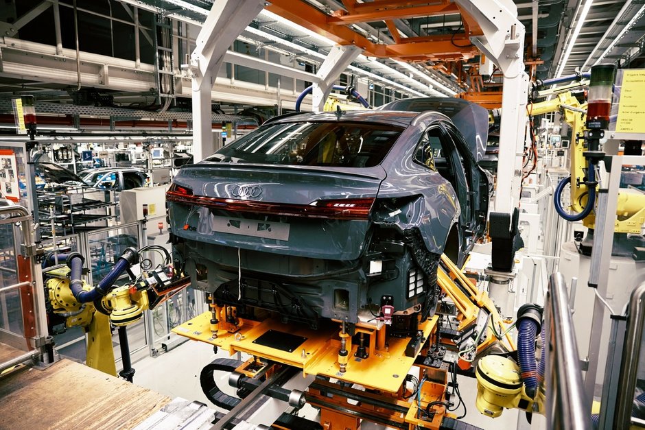 Audi Q8 E-Tron - Productie