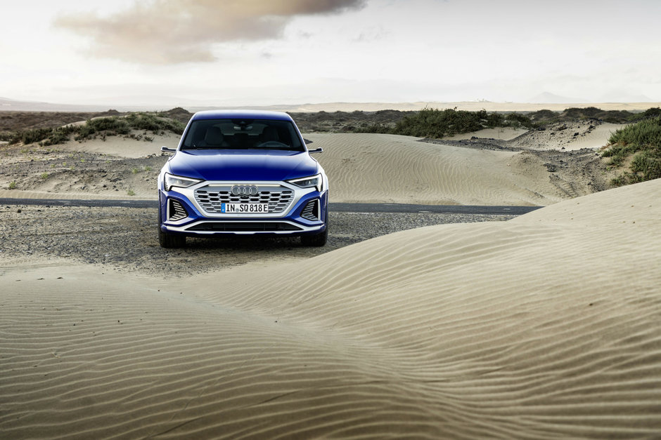 Audi Q8 e-tron si Audi Q8 Sportback e-tron