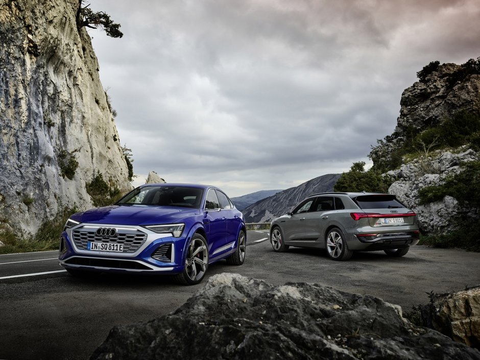 Audi Q8 e-tron si Audi Q8 Sportback e-tron