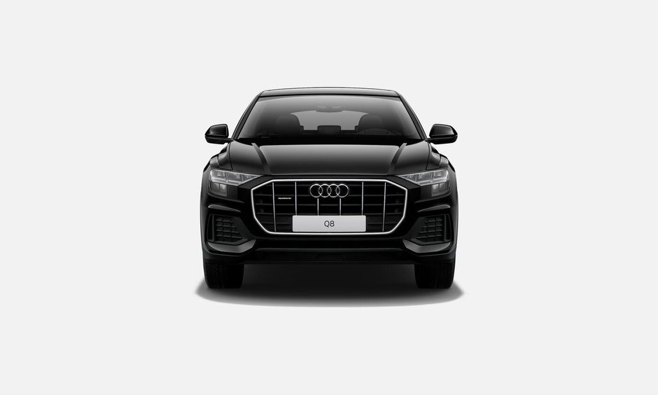 Audi Q8 - Versiune de baza