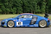 Audi R8 "ataca" Nurburgring-ul