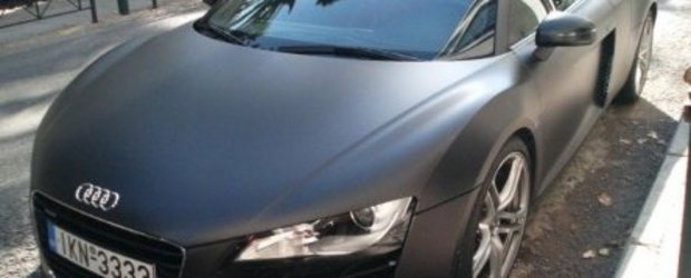 Audi R8 - Inca un Gladiator in Negru mat