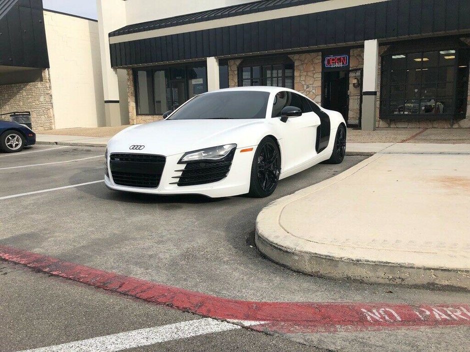 Audi R8 manual de vanzare