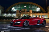 Audi R8 Spyder cu bodykit Liberty Walk