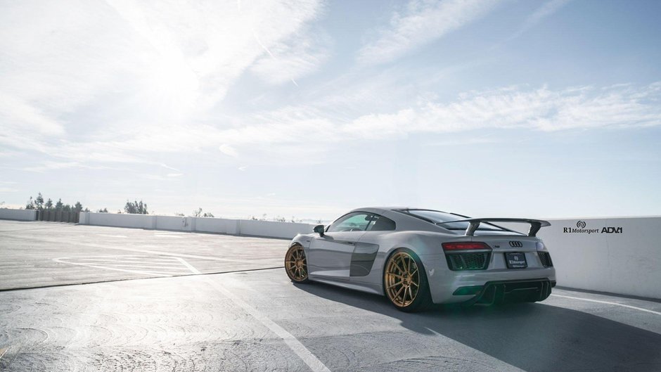 Audi R8 V10 Plus cu jante ADV