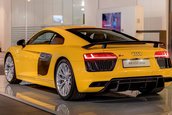 Audi R8 V10 Plus in Vegas Yellow