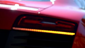 Audi R8 V10 Plus - Trailer Oficial