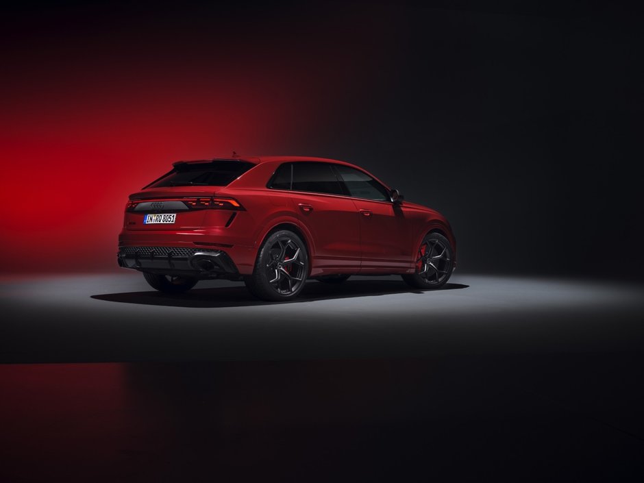 Audi RS Q8 si Audi RS Q8 Performance - Galerie foto