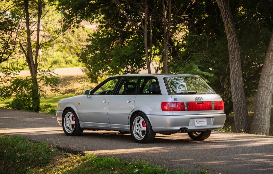 Audi RS2 Avant de vanzare