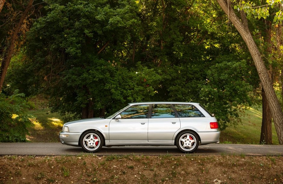 Audi RS2 Avant de vanzare