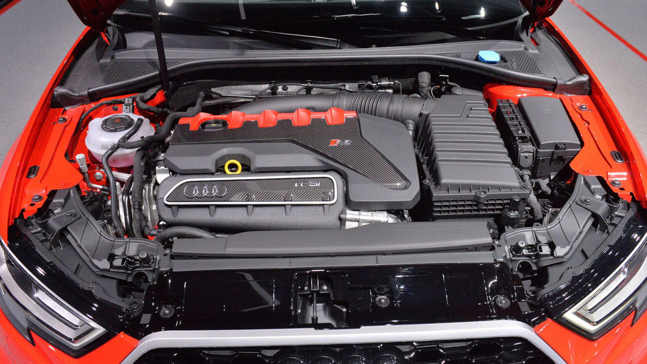 Audi RS3 facelift- Poze reale