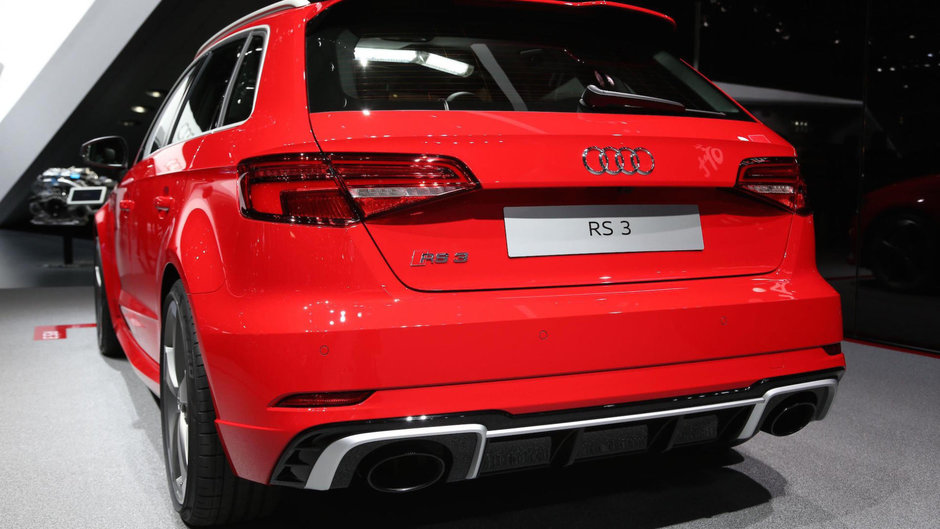 Audi RS3 facelift- Poze reale