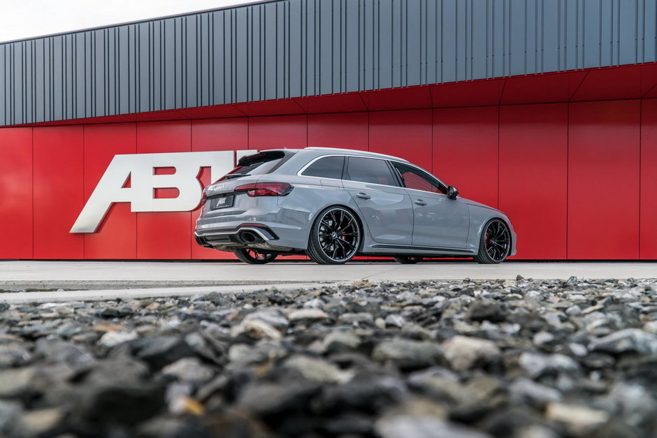 Audi RS4 Avant by ABT