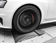 Audi RS4 Avant de la Mcchip-DKR