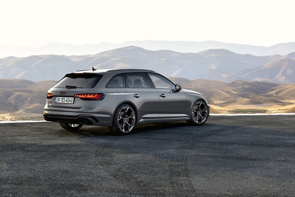 Audi RS4 Competition Plus