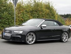 Audi RS5 Cabrio - Poze Spion