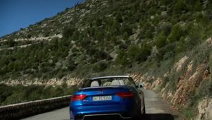 Audi RS5 Cabriolet in actiune