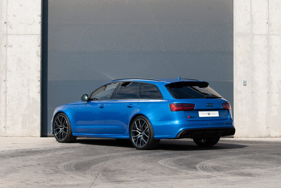 Audi RS6 Avant de vanzare