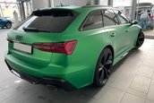 Audi RS6 Avant in Boston Green Matt metal