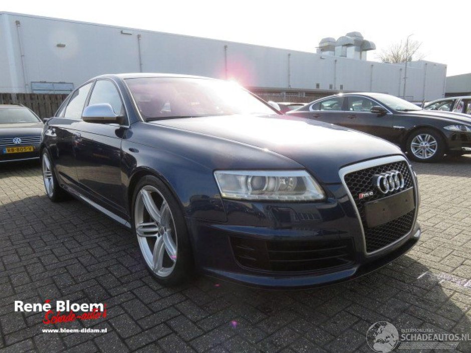 Audi RS6 cu 341.977 de kilometri la bord