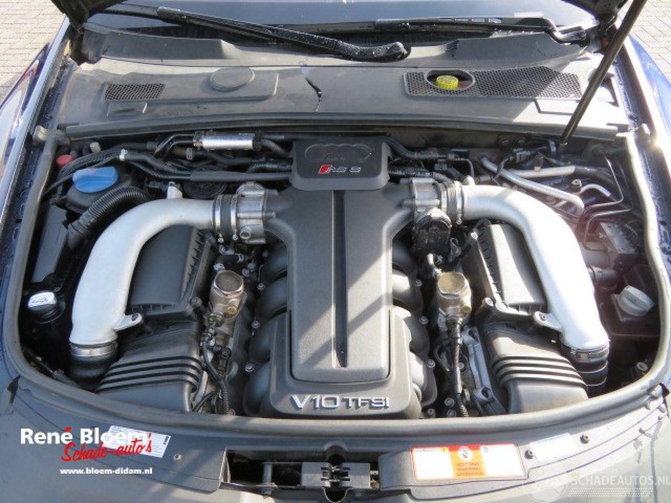 Audi RS6 cu 341.977 de kilometri la bord