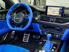 Audi RS7 cu interior albastru